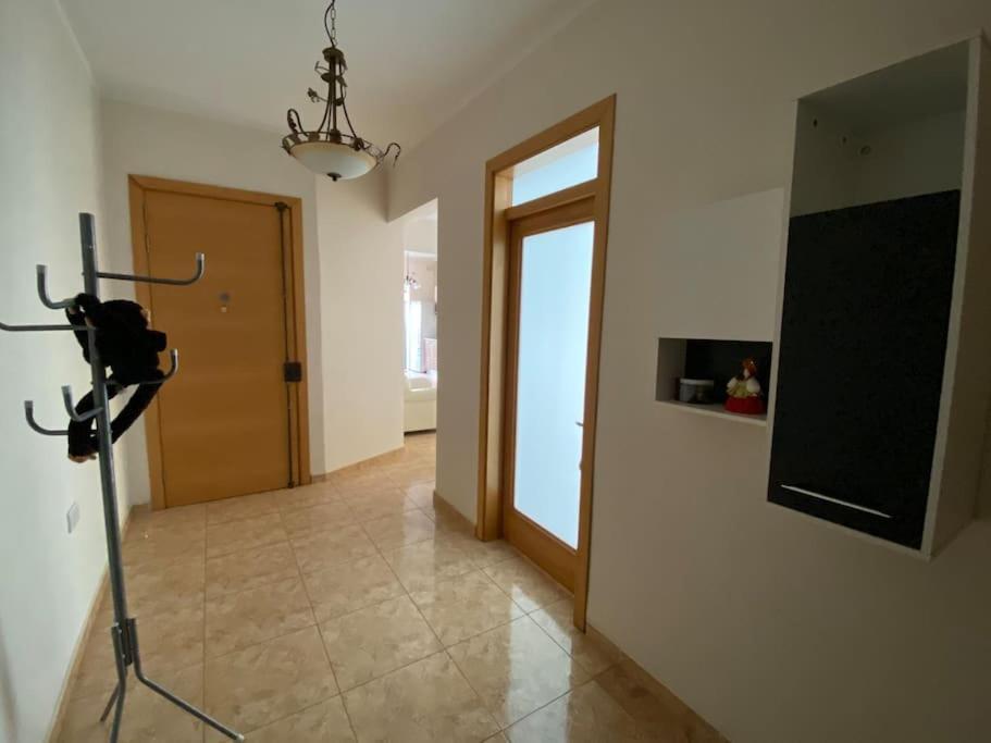 May Flower: Modern Flat Close To Airport/Bus Stops Tarxien المظهر الخارجي الصورة